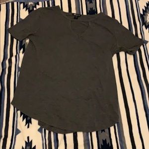 b collection size m grey short sleeve shirt